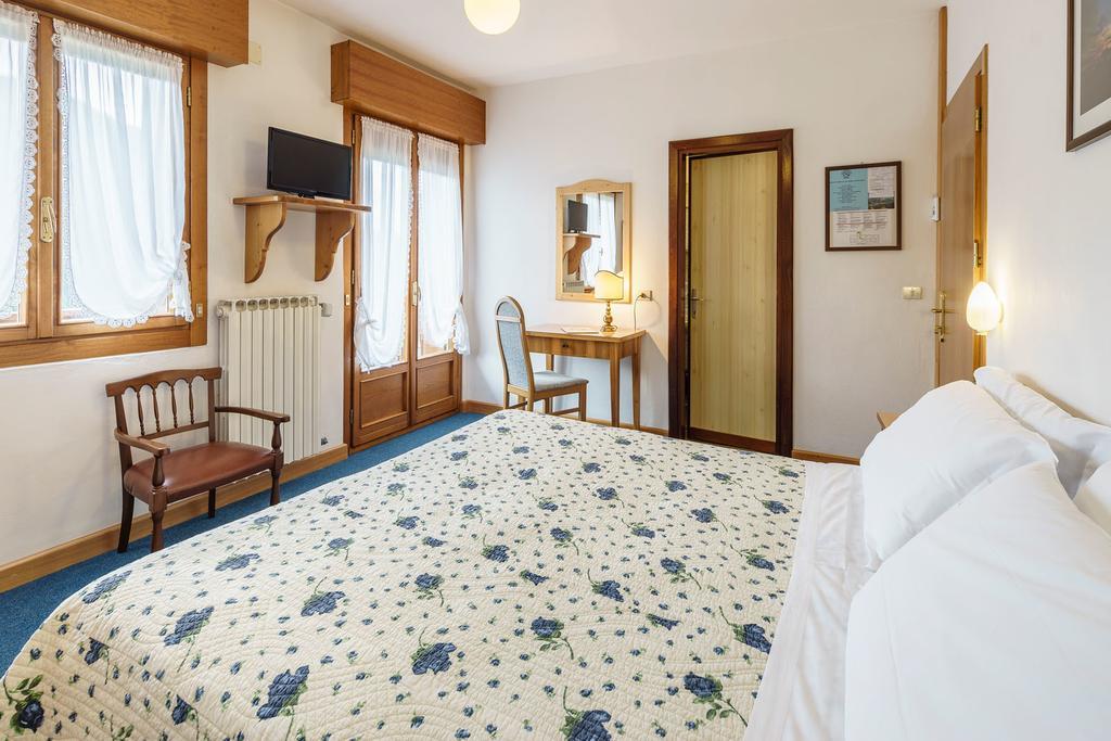 Hotel Roma Сан-Віто-ді-Кадоре Номер фото